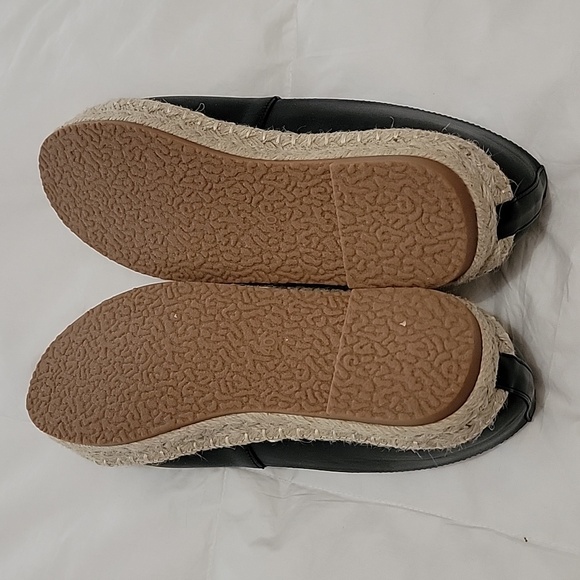 Shein Slip On Espadrilles Never Worn - Picture 7 of 11